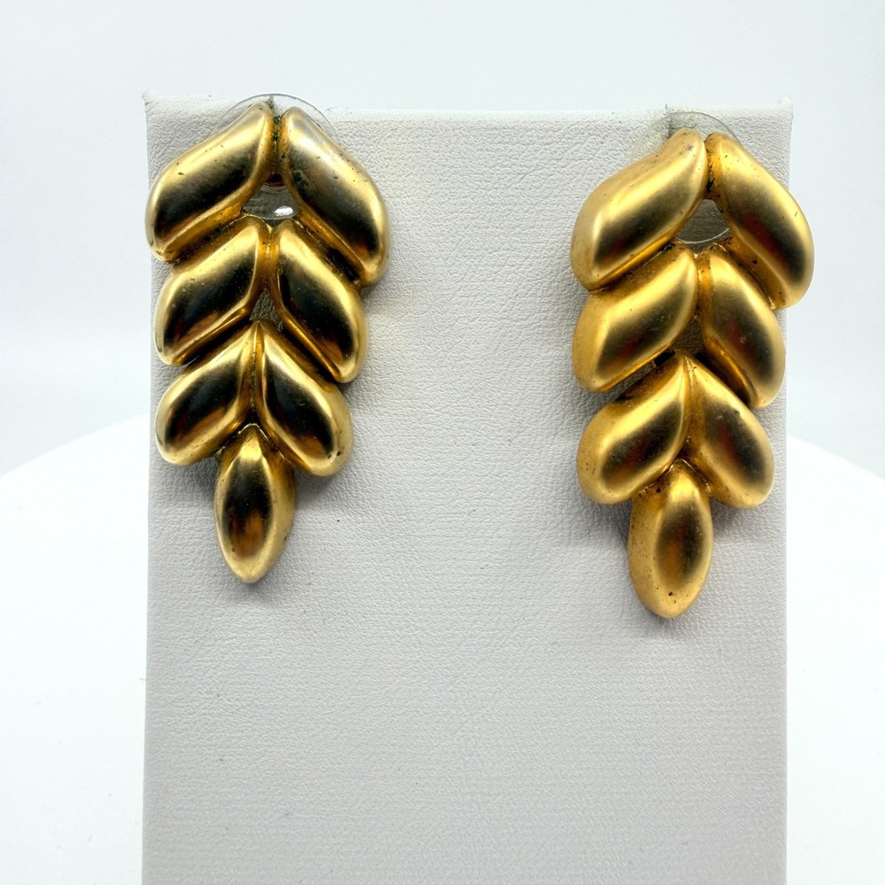 Vintage Gold Tone Leaf Dangle Earrings Chunky Drop Statement Pierced